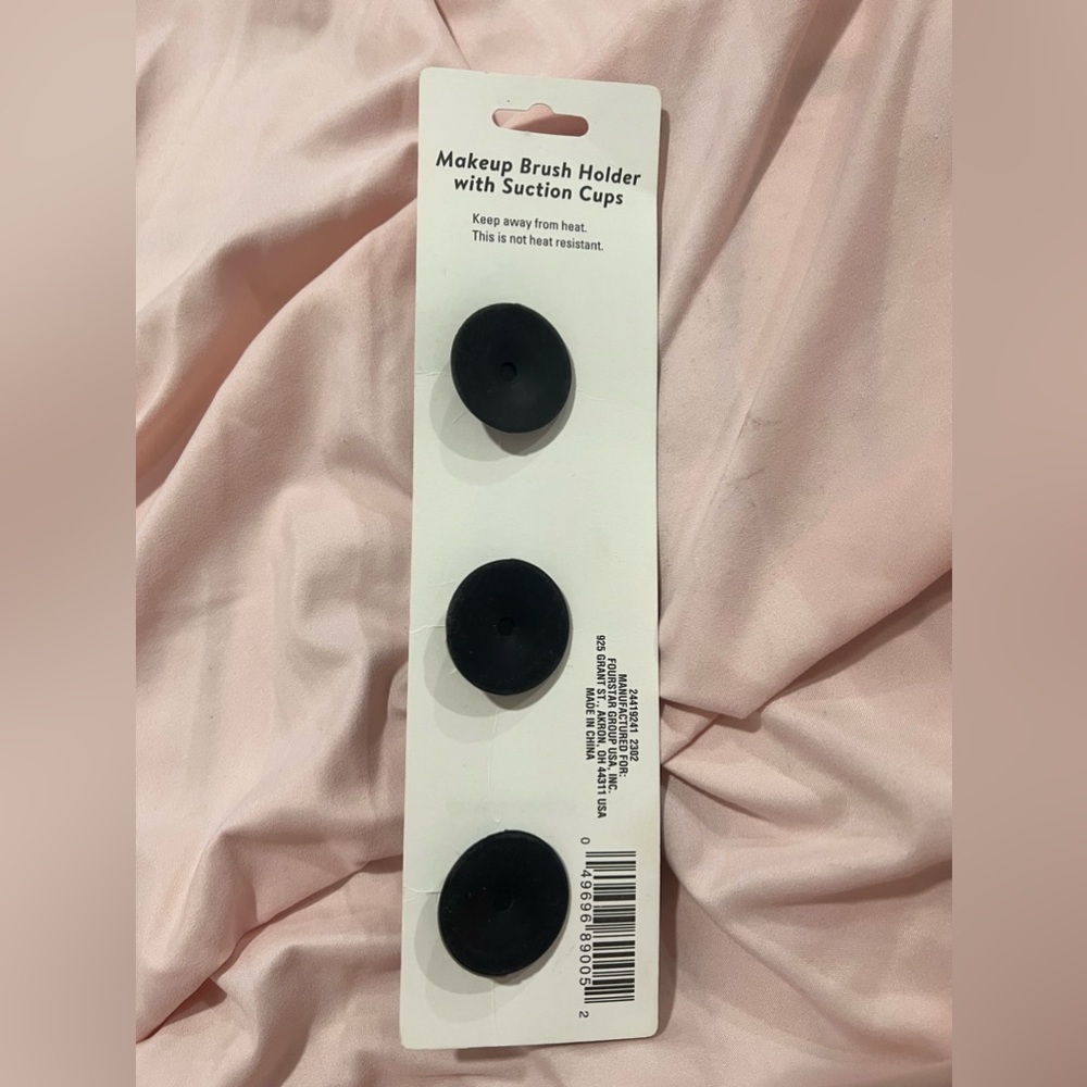 makeup brush holder